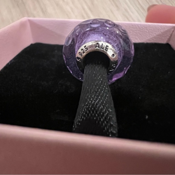Pandora, purple shimmer faceted Murano glass charm - Picture 3 of 7